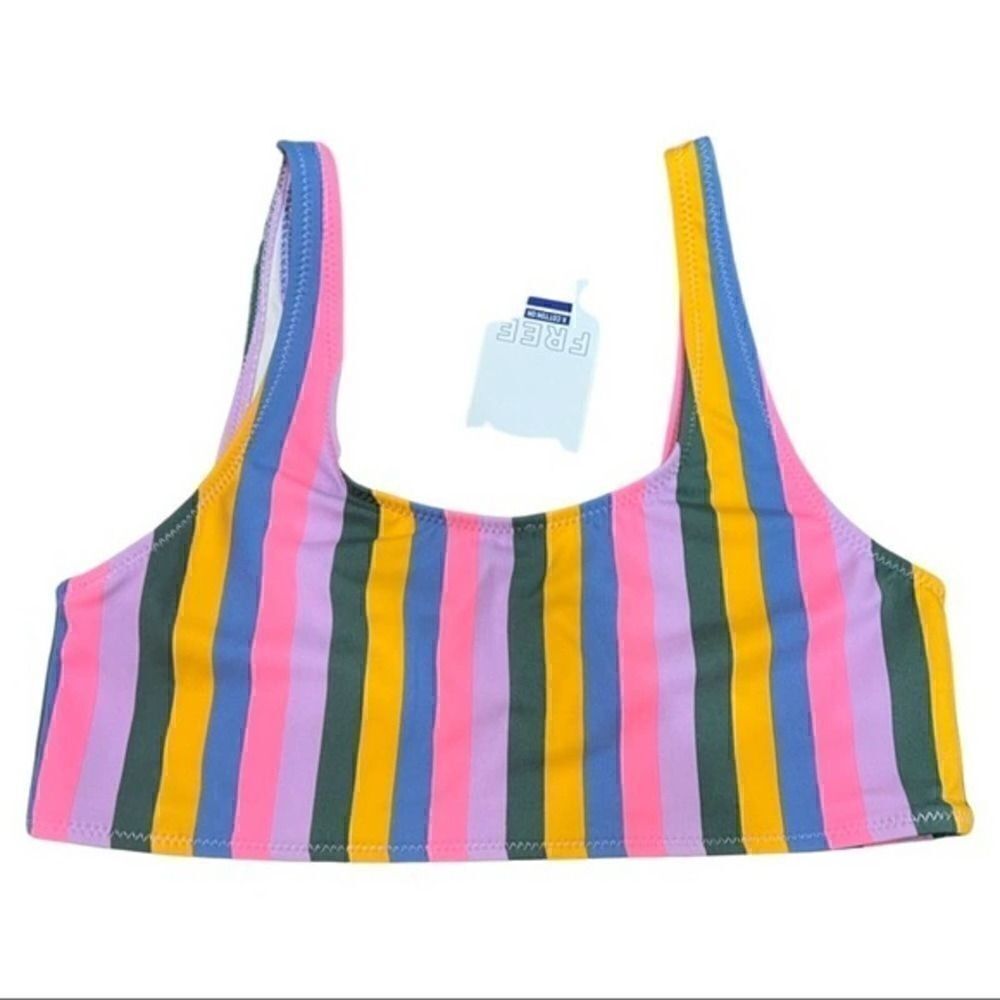 3/$30‼️ GIrls NWT cotton on striped bikini top size 16